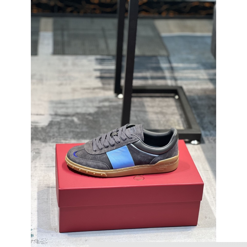 Valentino Sneakers